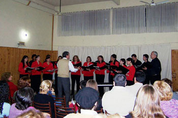 Coro del Instituto Pablo Pizzurno de  Isidro Casanova